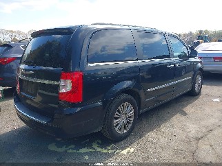 2016 Chrysler Town & Country, VIN 2C4RC1CGXGR105173. Фото 4 з 6 з аукціону IAAI. Каталог авто зі США OpenDataCar.