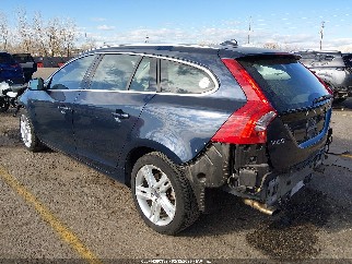2015 Volvo V60, VIN YV1612SD7F1191884. Фото 3 з 6 з аукціону IAAI. Каталог авто зі США OpenDataCar.