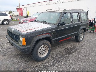 1996 Jeep Cherokee, VIN 1J4FT28S2TL238741. Фото 2 из 6 с аукциона IAAI. Каталог авто из США OpenDataCar.