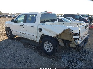 2022 Nissan Frontier, VIN 1N6ED1EJ1NN688275. Фото 3 з 6 з аукціону IAAI. Каталог авто зі США OpenDataCar.