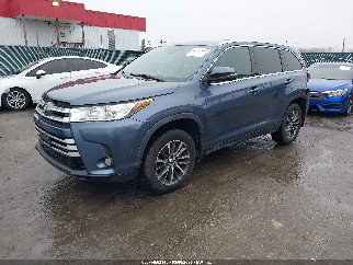 2019 Toyota Highlander, VIN 5TDJZRFH6KS747873. Фото 2 з 6 з аукціону IAAI. Каталог авто зі США OpenDataCar.