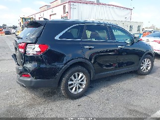 2018 Kia Sorento, VIN 5XYPG4A3XJG347499. Фото 4 з 6 з аукціону IAAI. Каталог авто зі США OpenDataCar.