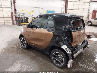 2016 Smart Fortwo, VIN WMEFJ5DA9GK070068. Фото 3 з 6 з аукціону IAAI. Каталог авто зі США OpenDataCar.