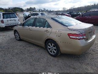 2011 Toyota Camry, VIN 4T1BF3EK2BU161167. Zdjęcie 3 z 6 z aukcji IAAI. Katalog aut z USA OpenDataCar.