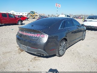 2017 Lincoln MKZ, VIN 3LN6L5F95HR663219. Фото 4 из 6 с аукциона IAAI. Каталог авто из США OpenDataCar.