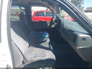 2002 Chevrolet Suburban 1500, VIN 3GNEC16T72G212176. Фото 5 з 6 з аукціону IAAI. Каталог авто зі США OpenDataCar.