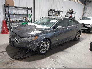 2018 Ford Fusion, VIN 3FA6P0LU3JR232443. Фото 2 з 6 з аукціону IAAI. Каталог авто зі США OpenDataCar.