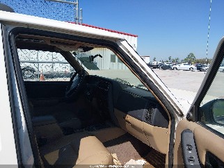 2001 Jeep Cherokee, VIN 1J4FT58S51L570350. Фото 4 з 6 з аукціону IAAI. Каталог авто зі США OpenDataCar.