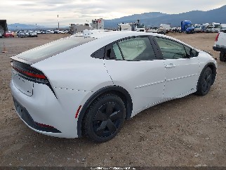 2024 Toyota Prius, VIN JTDADABU0R3019870. Фото 4 з 6 з аукціону IAAI. Каталог авто зі США OpenDataCar.