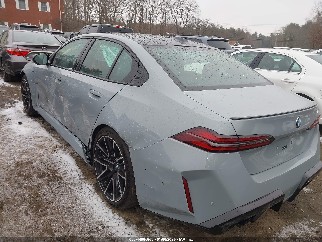 2026 Bmw M5, VIN WBS83FK0XTCV28876. Фото 3 из 6 с аукциона IAAI. Каталог авто из США OpenDataCar.