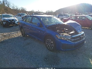 2024 Volkswagen Jetta, VIN 3VW5M7BU9RM099363. Фото 1 з 6 з аукціону IAAI. Каталог авто зі США OpenDataCar.