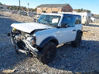 2023 Ford Bronco, VIN 1FMDE5CP2PLB61656. Фото 2 з 6 з аукціону IAAI. Каталог авто зі США OpenDataCar.