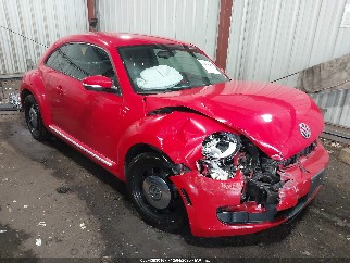 2016 Volkswagen Beetle, VIN 3VWH17AT3GM603157. Фото 1 з 6 з аукціону IAAI. Каталог авто зі США OpenDataCar.