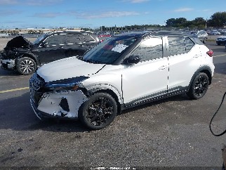 2022 Nissan Kicks, VIN 3N1CP5DV4NL517049. Фото 2 з 6 з аукціону IAAI. Каталог авто зі США OpenDataCar.