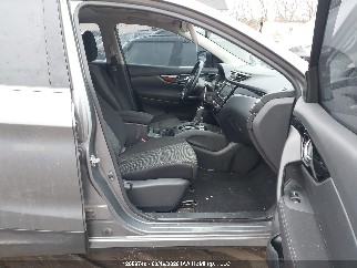 2019 Nissan Rogue Sport, VIN JN1BJ1CP0KW211173. Zdjęcie 5 z 6 z aukcji IAAI. Katalog aut z USA OpenDataCar.