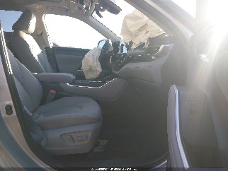 2025 Toyota Highlander, VIN 5TDKDRAH8SS555901. Фото 5 з 6 з аукціону IAAI. Каталог авто зі США OpenDataCar.