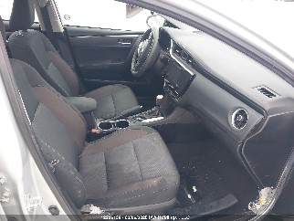 2019 Toyota Corolla, VIN 2T1BURHE0KC152015. Фото 5 з 6 з аукціону IAAI. Каталог авто зі США OpenDataCar.