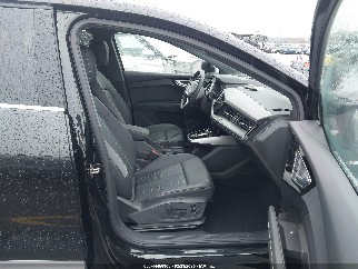 2024 Audi Q4 e-tron, VIN WA1M2BFZ3RP025065. Фото 5 из 6 с аукциона IAAI. Каталог авто из США OpenDataCar.