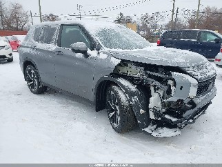 2023 Mitsubishi Outlander, VIN JA4J4UA82PZ061256. Фото 1 з 6 з аукціону IAAI. Каталог авто зі США OpenDataCar.