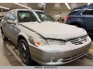2001 Toyota Camry, VIN JT2BG22K110589844. Zdjęcie 1 z 6 z aukcji IAAI. Katalog aut z USA OpenDataCar.
