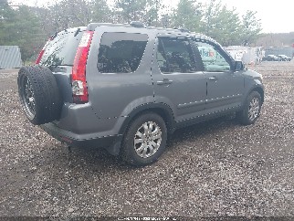 2005 Honda CR-V, VIN JHLRD78905C036996. Zdjęcie 4 z 6 z aukcji IAAI. Katalog aut z USA OpenDataCar.