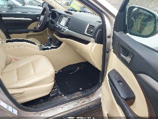 2015 Toyota Highlander, VIN 5TDJKRFH8FS192385. Фото 5 з 6 з аукціону IAAI. Каталог авто зі США OpenDataCar.