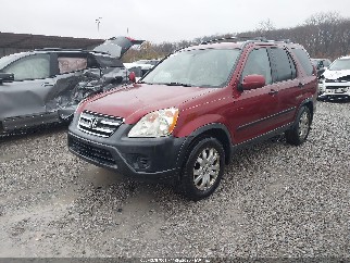 2005 Honda CR-V, VIN JHLRD78885C033352. Zdjęcie 2 z 6 z aukcji IAAI. Katalog aut z USA OpenDataCar.