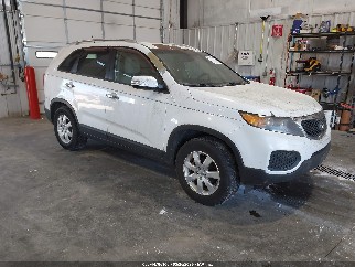 2013 Kia Sorento, VIN 5XYKT4A23DG376831. Фото 1 з 6 з аукціону IAAI. Каталог авто зі США OpenDataCar.