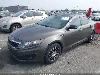 2011 Kia Optima, VIN KNAGM4A73B5172970. Фото 2 з 6 з аукціону IAAI. Каталог авто зі США OpenDataCar.