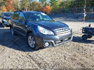 2013 Subaru Outback, VIN 4S4BRDJC5D2212378. Zdjęcie 1 z 6 z aukcji IAAI. Katalog aut z USA OpenDataCar.