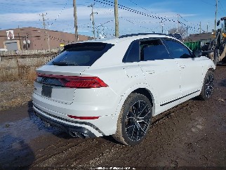 2021 Audi SQ8, VIN WA1CWBF13MD004110. Фото 4 из 6 с аукциона IAAI. Каталог авто из США OpenDataCar.