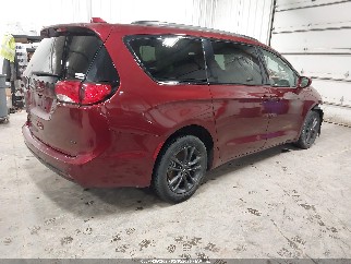 2020 Chrysler Pacifica, VIN 2C4RC3BG6LR278812. Фото 4 з 6 з аукціону IAAI. Каталог авто зі США OpenDataCar.