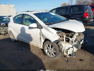 2015 Toyota Prius C, VIN JTDKDTB36F1584137. Фото 1 з 6 з аукціону IAAI. Каталог авто зі США OpenDataCar.