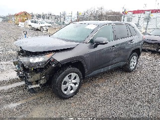 2022 Toyota RAV4, VIN 2T3G1RFV8NW290719. Фото 2 з 6 з аукціону IAAI. Каталог авто зі США OpenDataCar.