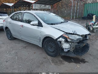 2017 Toyota Corolla, VIN 5YFBURHEXHP700580. Фото 1 з 6 з аукціону IAAI. Каталог авто зі США OpenDataCar.