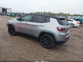 2022 Jeep Compass, VIN 3C4NJCBB2NT234413. Фото 3 з 6 з аукціону IAAI. Каталог авто зі США OpenDataCar.