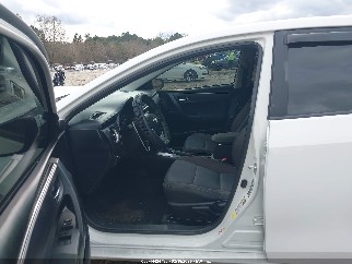 2017 Toyota Corolla, VIN 5YFBURHE2HP731032. Фото 5 з 6 з аукціону IAAI. Каталог авто зі США OpenDataCar.