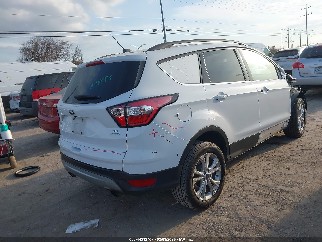 2018 Ford Escape, VIN 1FMCU0GD9JUD07621. Фото 4 з 6 з аукціону IAAI. Каталог авто зі США OpenDataCar.