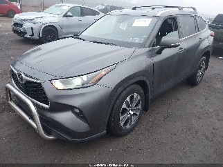 2021 Toyota Highlander, VIN 5TDGZRBH2MS530789. Фото 2 з 6 з аукціону IAAI. Каталог авто зі США OpenDataCar.