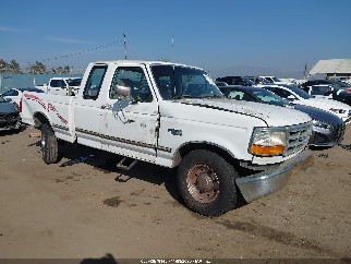 1997 Ford F-250, VIN 1FTHX25G6VEB90879. Zdjęcie 1 z 6 z aukcji IAAI. Katalog aut z USA OpenDataCar.