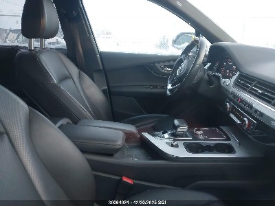 2017 Audi Q7, VIN WA1MAAF7XHD057183. Фото 5 з 6 з аукціону IAAI. Каталог авто зі США OpenDataCar.