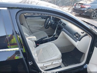 2015 Volkswagen Passat, VIN 1VWAT7A38FC094887. Фото 5 з 6 з аукціону IAAI. Каталог авто зі США OpenDataCar.