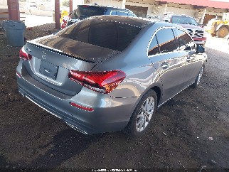 2021 Mercedes-benz A-Class, VIN W1K3G4EB2MJ263817. Фото 4 из 6 с аукциона IAAI. Каталог авто из США OpenDataCar.