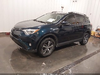 2018 Toyota RAV4, VIN JTMRFREV5JJ733252. Фото 2 з 6 з аукціону IAAI. Каталог авто зі США OpenDataCar.