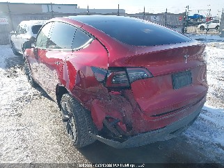 2024 Tesla Model Y, VIN LRWYGDEE6RC658988. Фото 3 из 6 с аукциона IAAI. Каталог авто из США OpenDataCar.