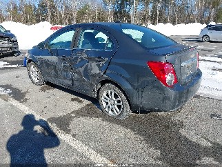 2013 Chevrolet Sonic, VIN 1G1JC5SG1D4200105. Фото 3 з 6 з аукціону IAAI. Каталог авто зі США OpenDataCar.