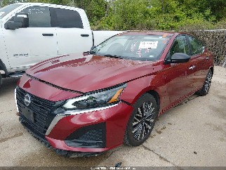 2024 Nissan Altima, VIN 1N4BL4DV0RN431036. Фото 2 з 6 з аукціону IAAI. Каталог авто зі США OpenDataCar.