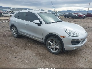 2011 Porsche Cayenne, VIN WP1AB2A26BLA51447. Фото 1 з 6 з аукціону IAAI. Каталог авто зі США OpenDataCar.