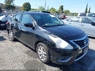 2018 Nissan Versa, VIN 3N1CN7AP3JL879827. Фото 1 з 6 з аукціону IAAI. Каталог авто зі США OpenDataCar.