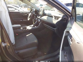 2021 Toyota RAV4, VIN 2T3W1RFVXMC169556. Фото 5 з 6 з аукціону IAAI. Каталог авто зі США OpenDataCar.